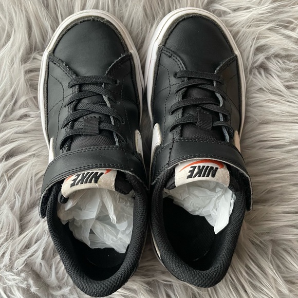 Nike Shoes - Picture 11 of 12